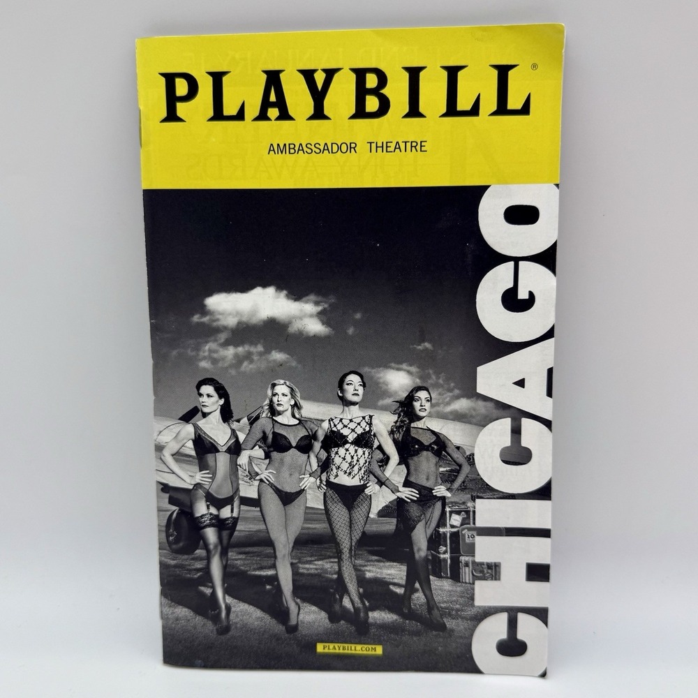 CHICAGO 2017 Broadway Playbill Ambassador Theatre Small Fold In Rear Cover NOTES